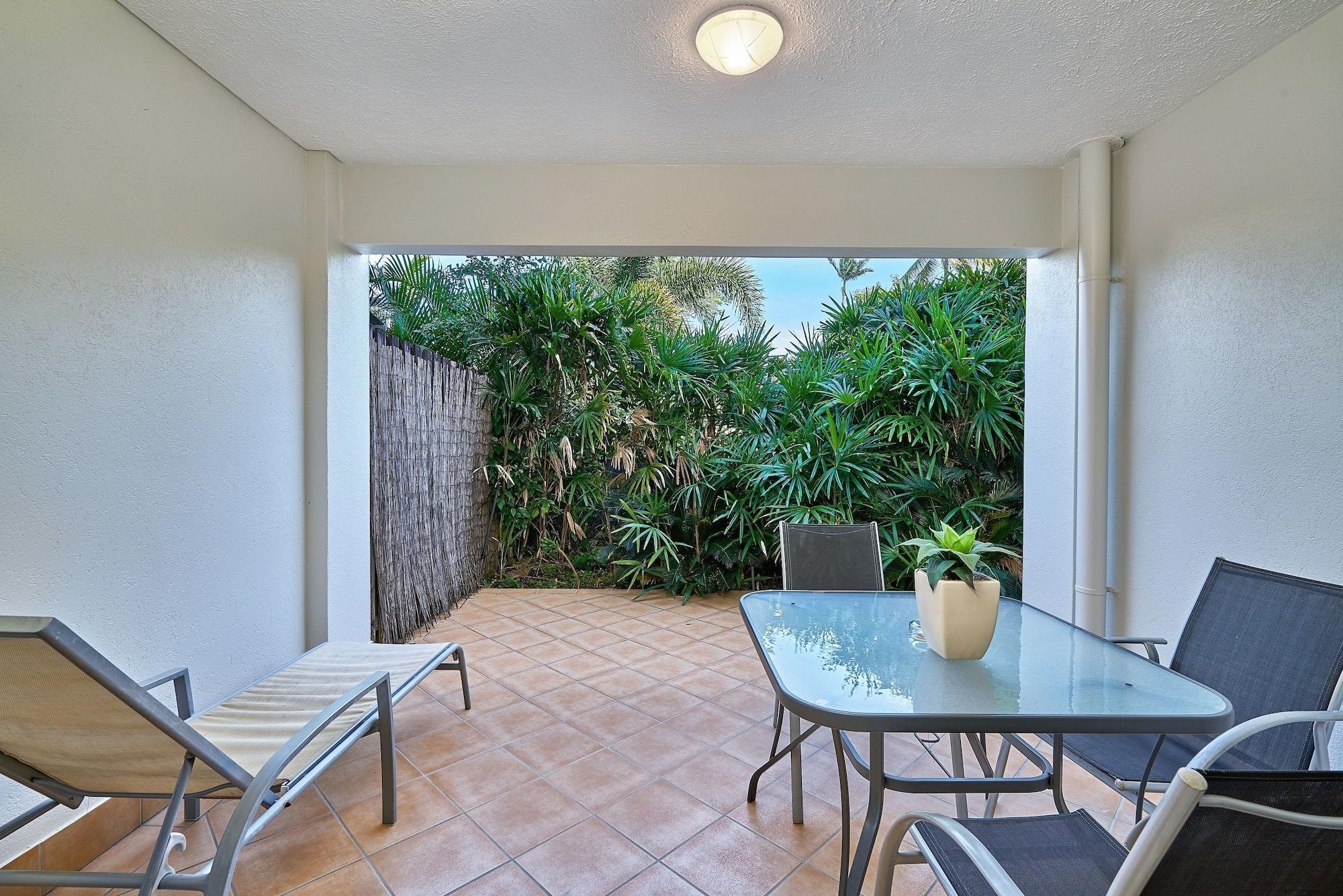 North Cove Waterfront Suites Cairns Buitenkant foto