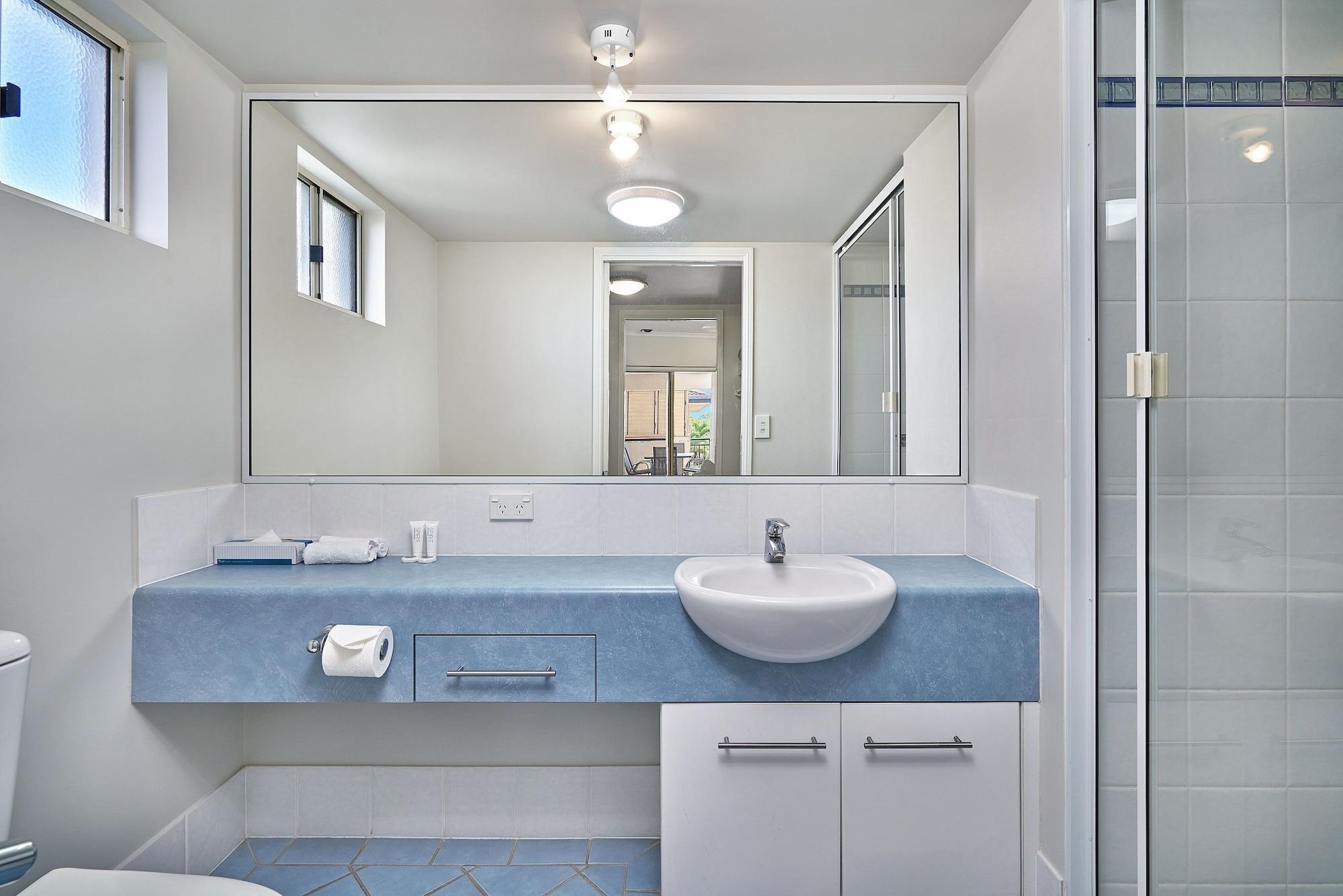 North Cove Waterfront Suites Cairns Buitenkant foto