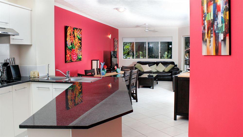 North Cove Waterfront Suites Cairns Buitenkant foto