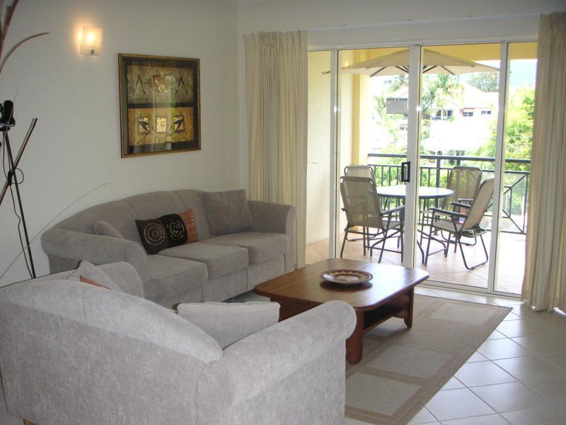 North Cove Waterfront Suites Cairns Buitenkant foto