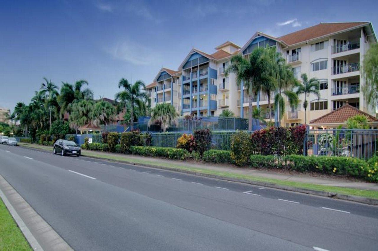 North Cove Waterfront Suites Cairns Buitenkant foto
