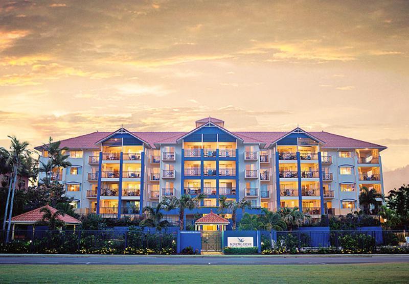 North Cove Waterfront Suites Cairns Buitenkant foto