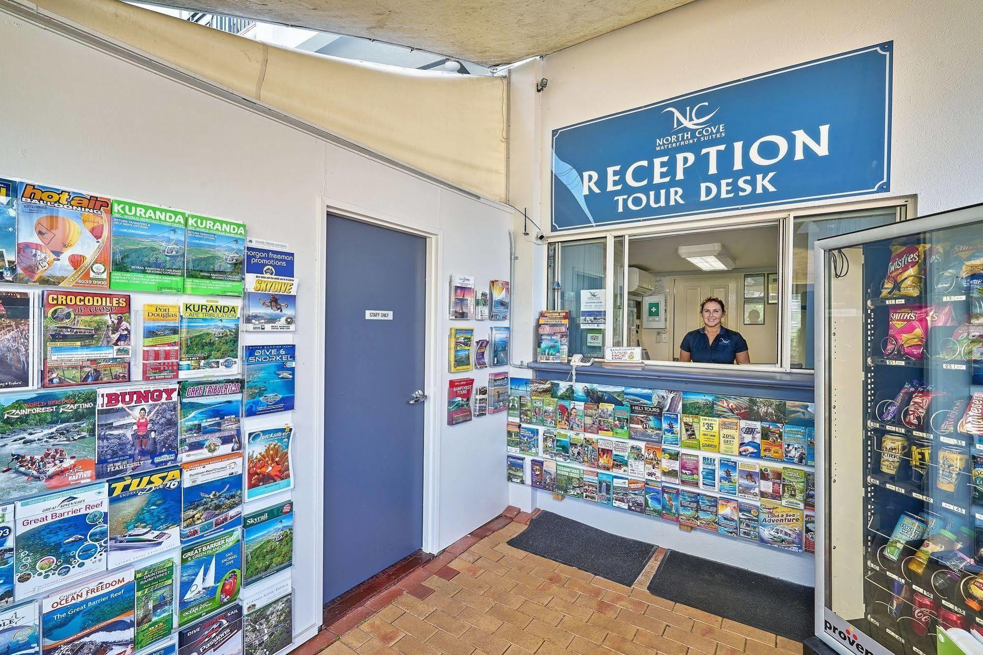 North Cove Waterfront Suites Cairns Buitenkant foto